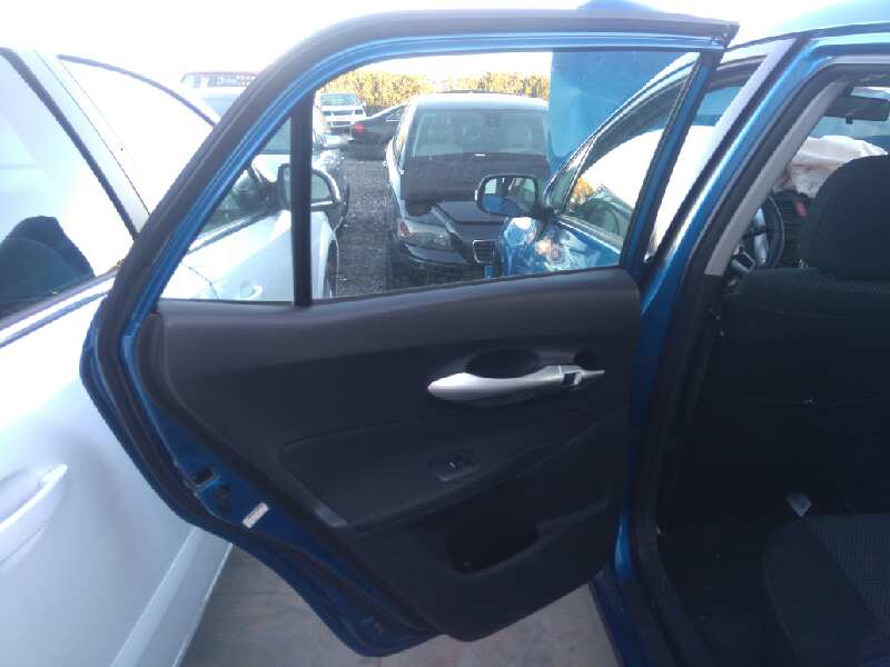 Puerta trasera izquierda toyota auris 1.4 d4d (nde150_)