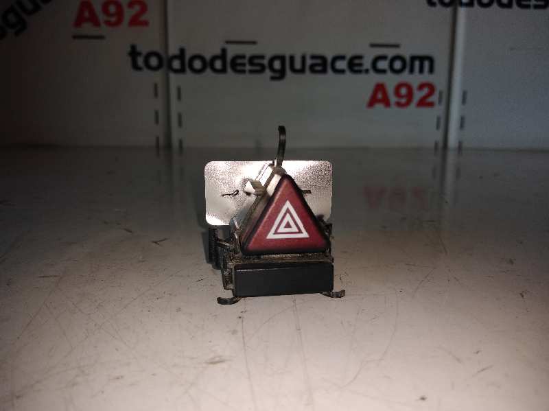 Interruptor warning mercedes-benz clase a a 180 cdi (169.007 169.307)