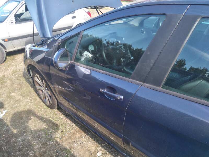 Puerta delantera izquierda peugeot 308 1.6 hdi