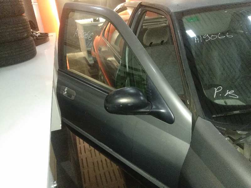 Puerta delantera derecha peugeot 406 2.0 16v