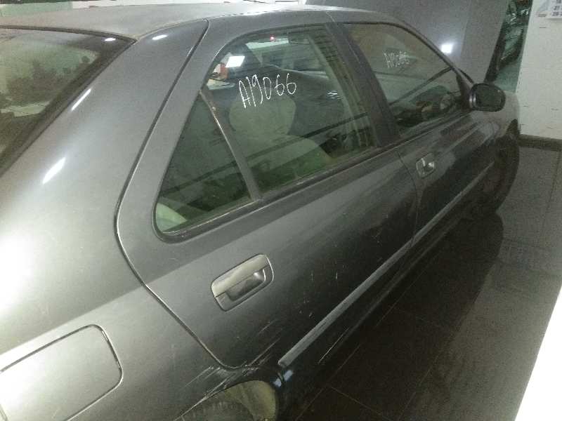 Puerta trasera derecha peugeot 406 2.0 16v