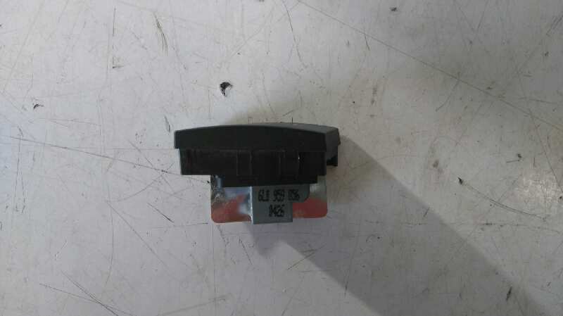 Mando elevalunas delantero derecho seat cordoba 1.9 tdi