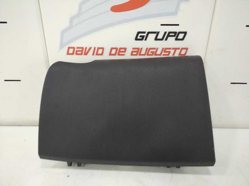 Guantera kia ceed 1.6 crdi 136