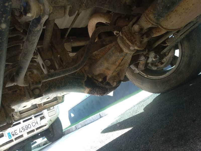 Puente trasero nissan terrano ii 2.7 tdi 4wd