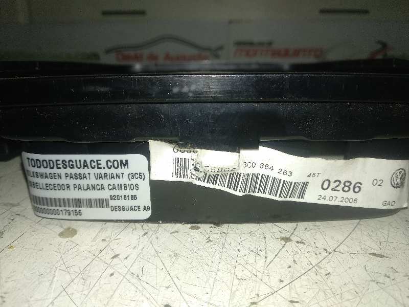 Embellecedor palanca cambios volkswagen passat variant (3c5