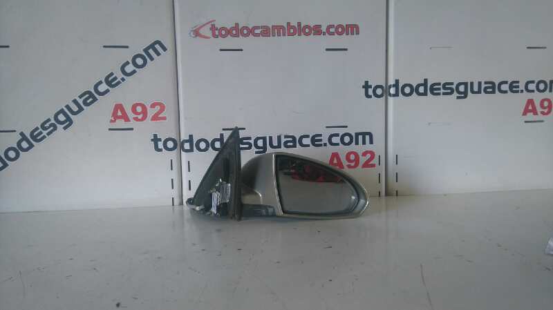 Retrovisor derecho electrico nissan primera 2.0