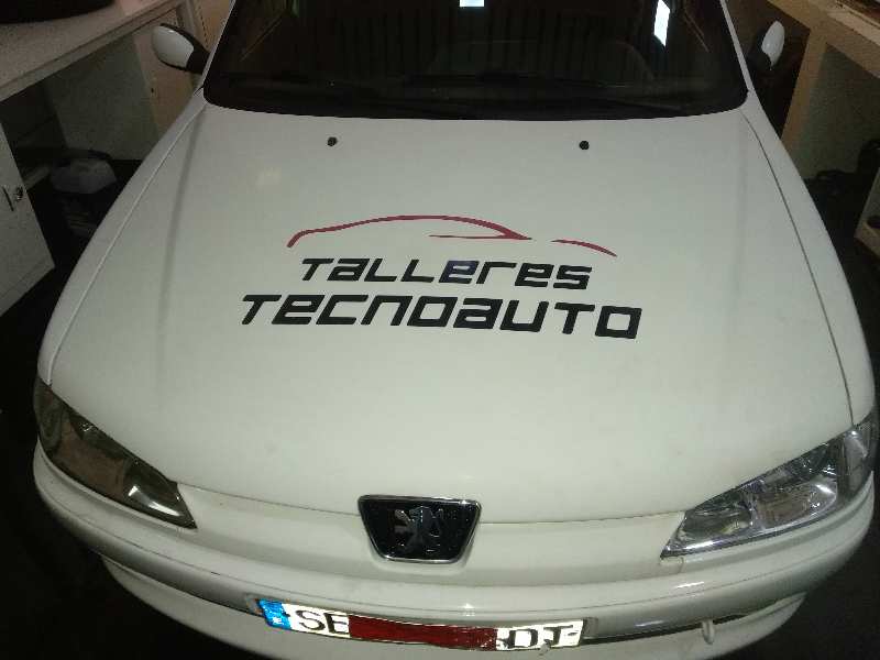 Capot peugeot 306 1.9 d