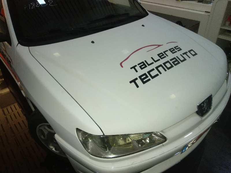 Capot peugeot 306 1.9 d