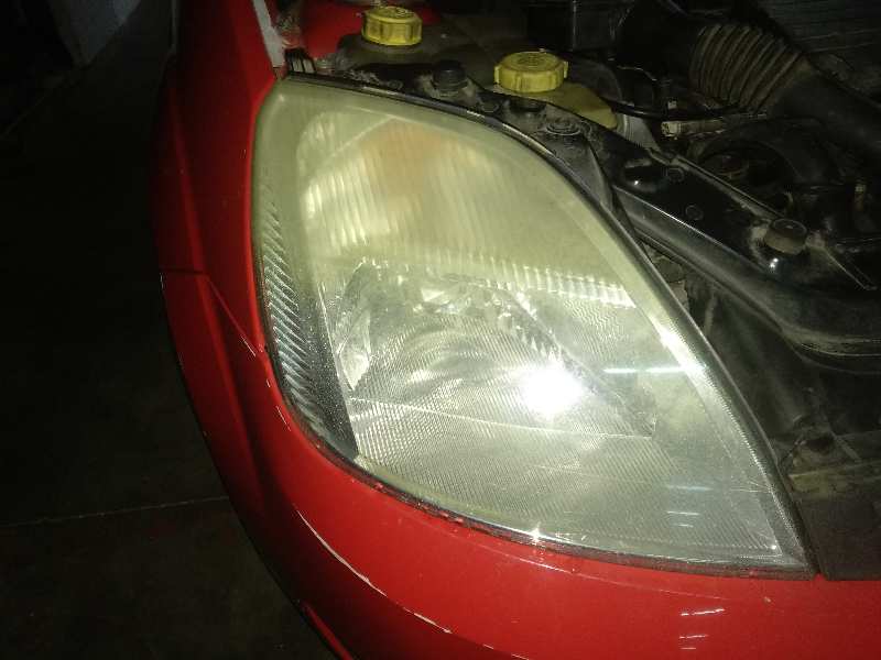 Faro derecho ford fiesta v 1.4 16v