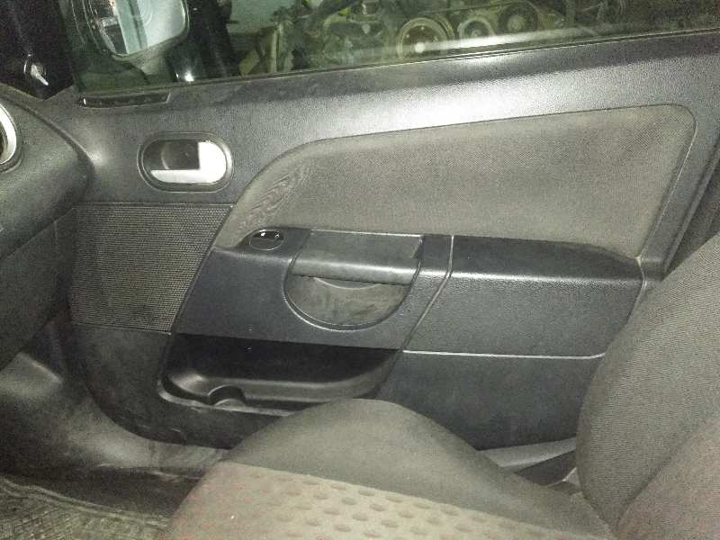 Maneta interior delantera derecha ford fiesta v 1.4 16v