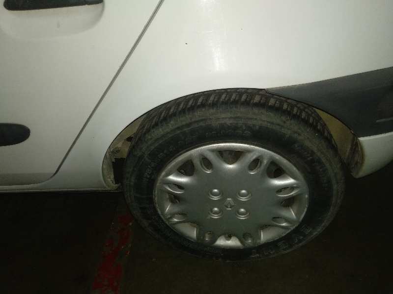 Amortiguador trasero izquierdo renault clio ii 1.9 dti (bcb0u)