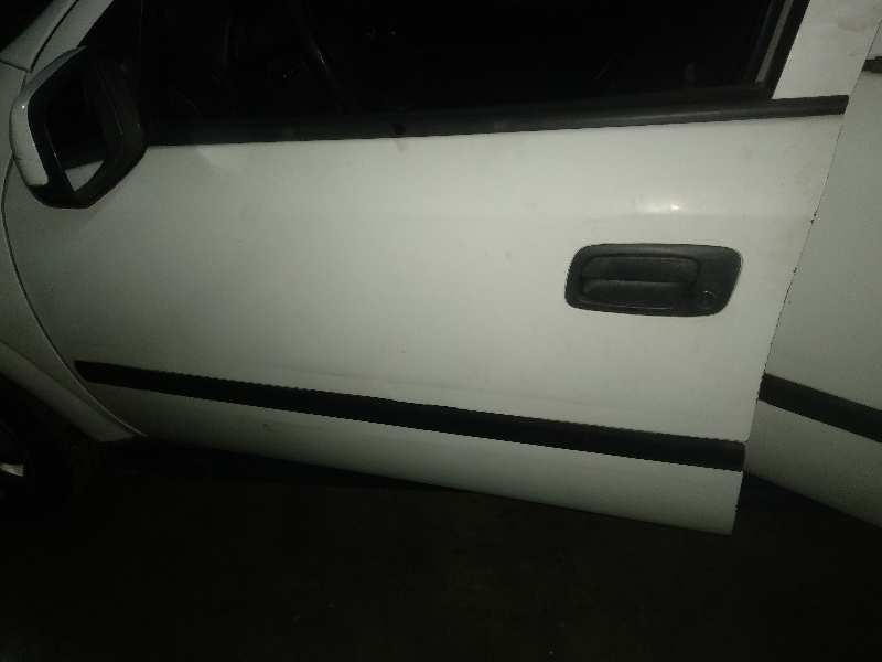 Maneta exterior delantera izquierda opel astra g ranchera familiar 1.6 16v (f35)