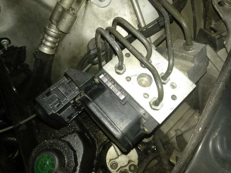 Abs mercedes-benz clase s s 400 cdi (220.028 220.128)
