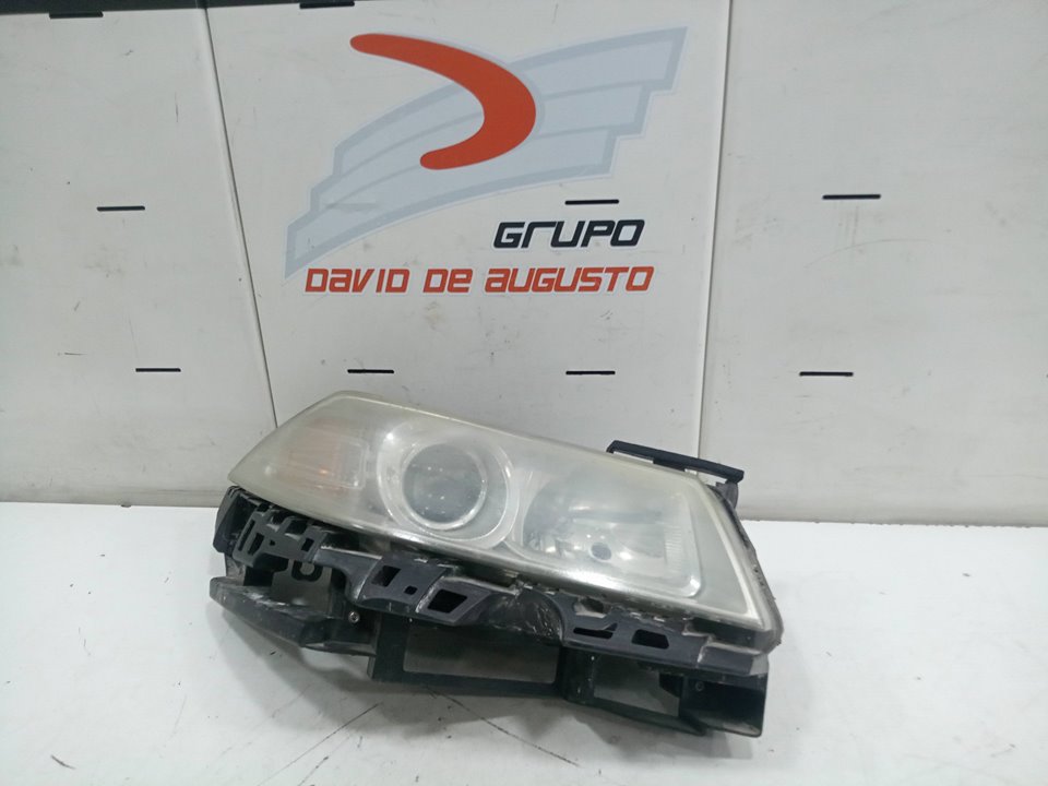 Faro derecho ford mondeo iii 2.0 tdci
