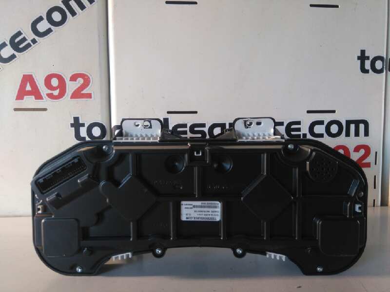 Cuadro instrumentos toyota auris 1.4 d4d (nde150_)