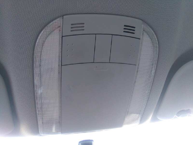 Luz interior toyota auris 1.4 d4d (nde150_)