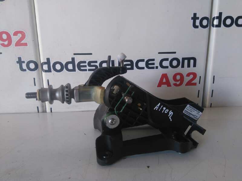Palanca cambio toyota auris 1.4 d4d (nde150_)