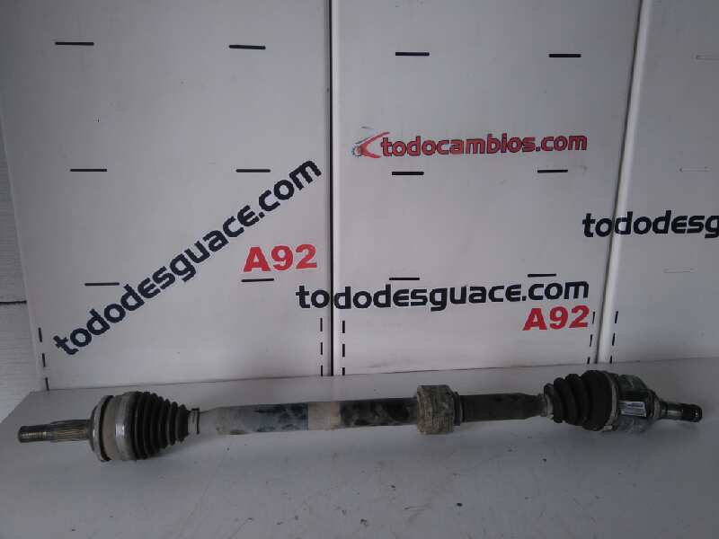 Transmision delantera derecha toyota auris 1.4 d4d (nde150_)