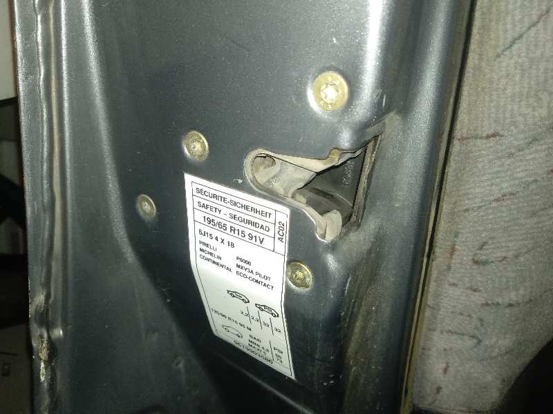 Cerradura puerta delantera izquierda peugeot 406 2.0 16v