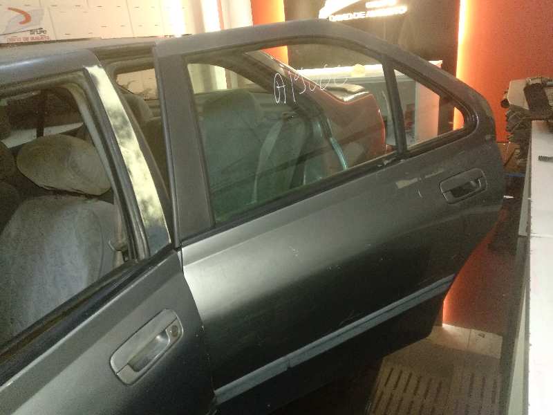 Puerta trasera izquierda peugeot 406 2.0 16v
