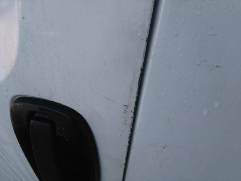 Puerta delantera izquierda 1.4 hdi