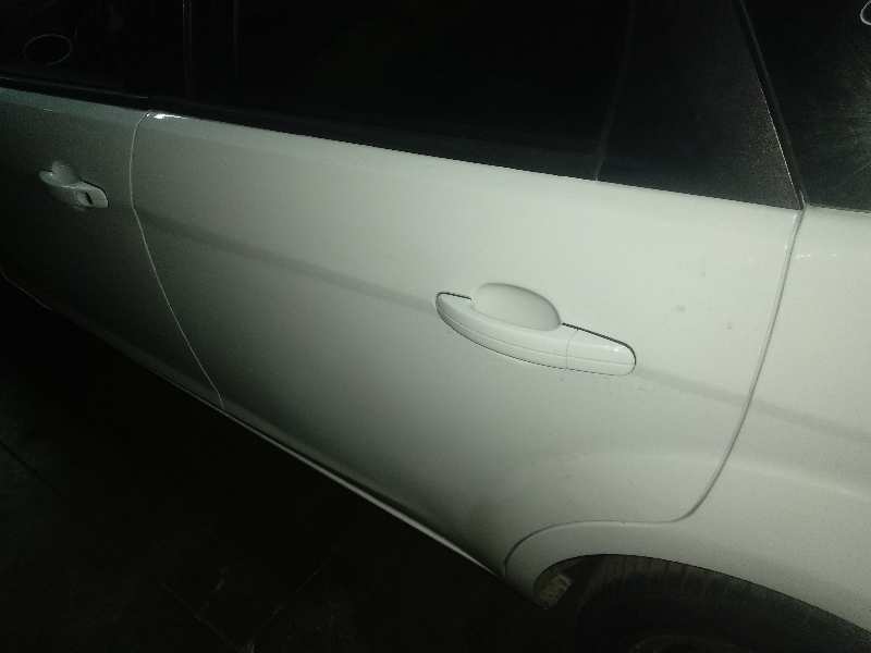 Cerradura puerta trasera izquierda ford focus ii 1.6 tdci
