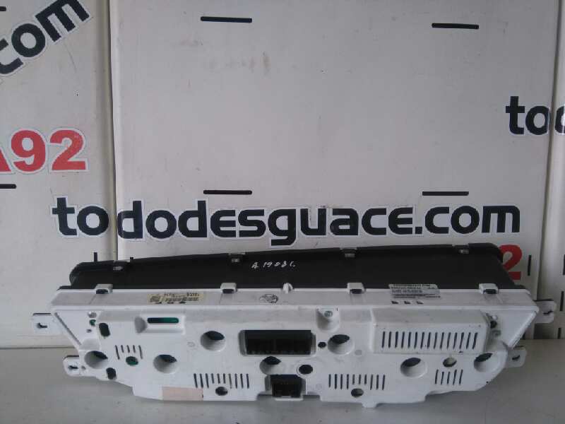 Cuadro instrumentos ssangyong rodius 2.7 xdi
