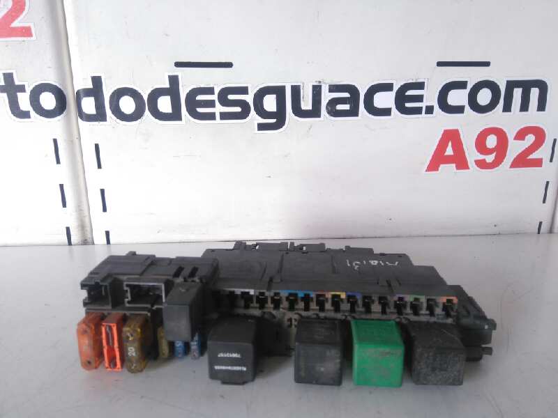 Caja reles / fusibles mercedes-benz clase s s 320 cdi (220.026 220.126)