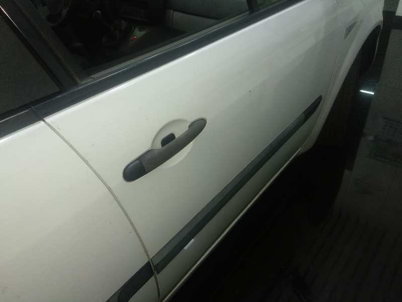 Cerradura puerta delantera derecha 1.5 dci (jm0f)