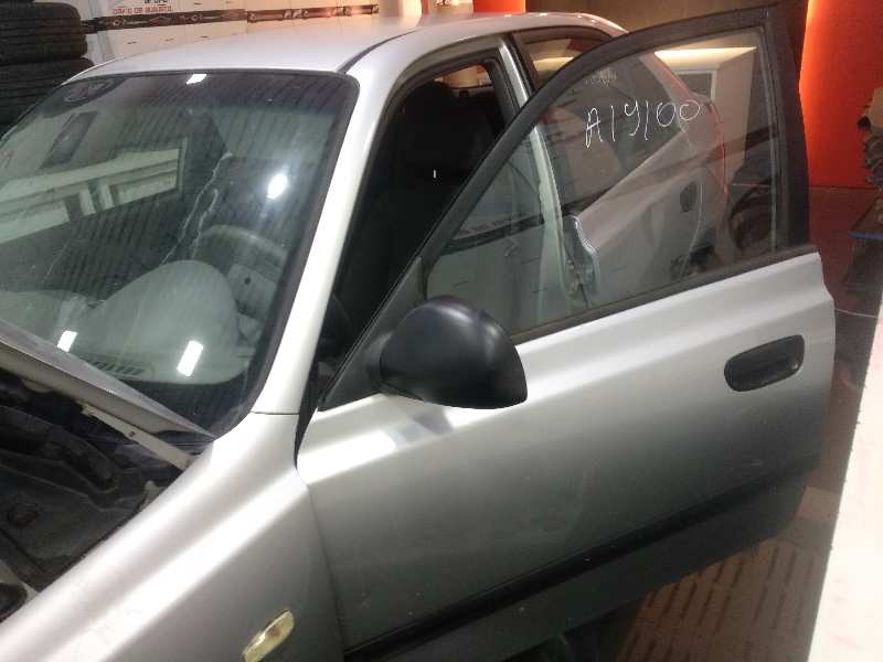 Puerta delantera izquierda hyundai accent ii 1.3