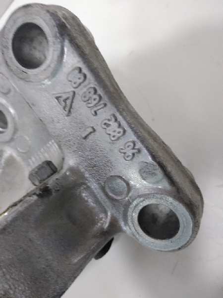 Soporte transmision citroen ds3 base      09.09 