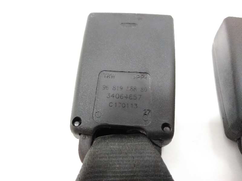 Anclaje cinturon trasero central citroen ds3 base      09.09 