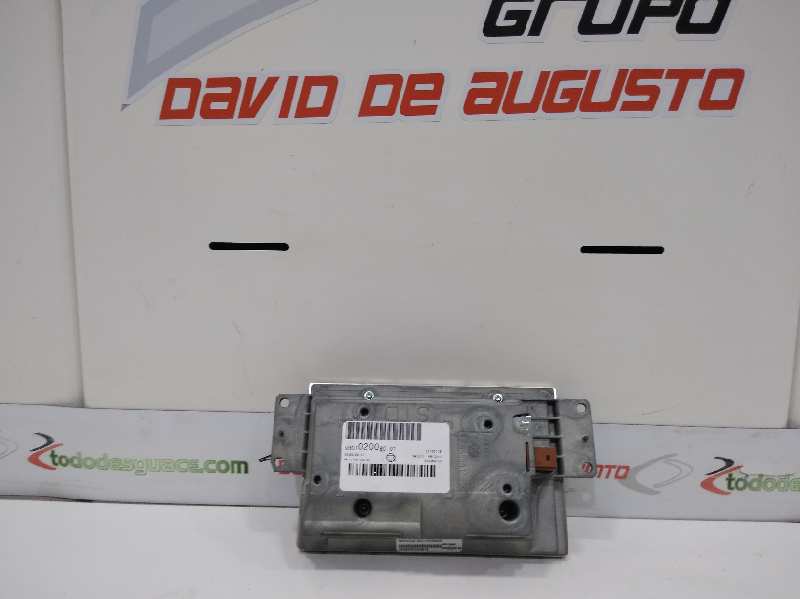 Pantalla multifuncion citroen ds3 base      09.09 