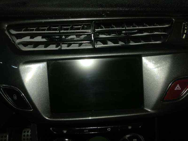 Pantalla multifuncion citroen ds3 base      09.09 
