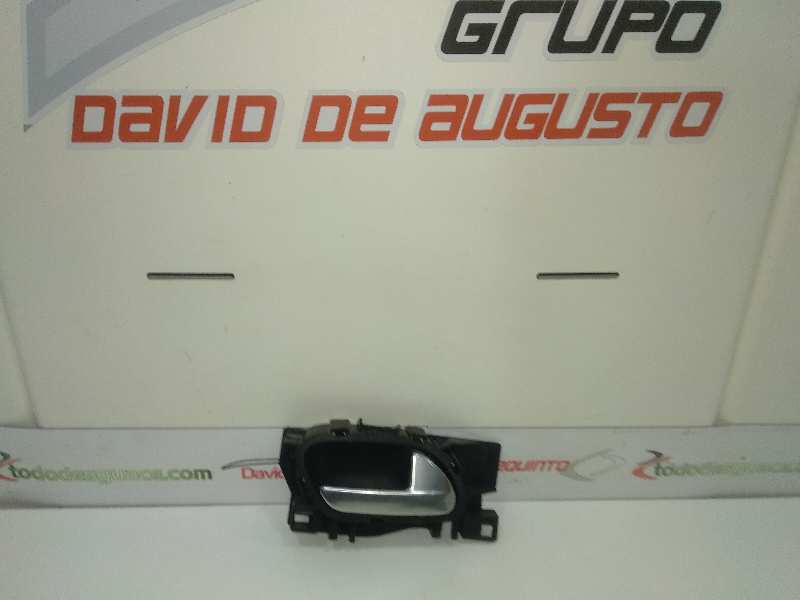 Maneta interior delantera derecha citroen ds3 base      09.09 