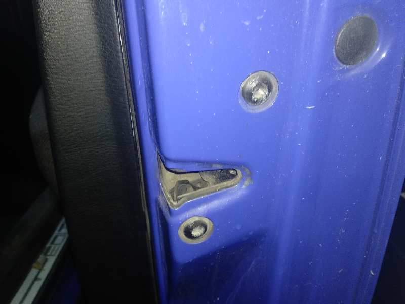 Cerradura puerta delantera derecha volkswagen golf iv variant 1.9 tdi