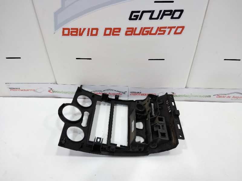 Carcasa central de radio y clima renault megane ii 1.5 dci (bm1f cm1f)