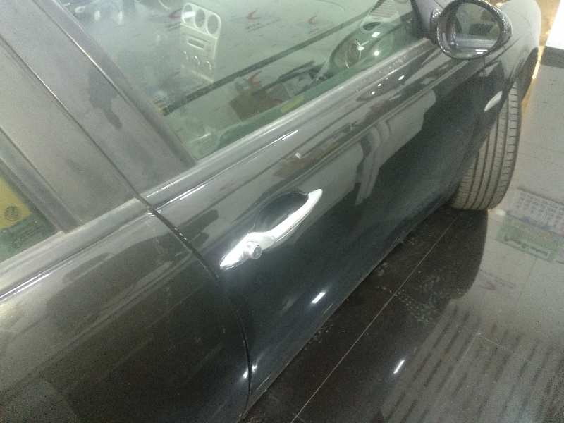 Cerradura puerta delantera derecha alfa romeo 156 1.9 jtd (932.a2b00 932.a2c00)