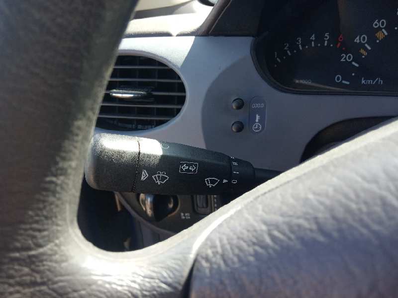 Mando intermitentes mercedes-benz clase a a 140 (168.031 168.131)