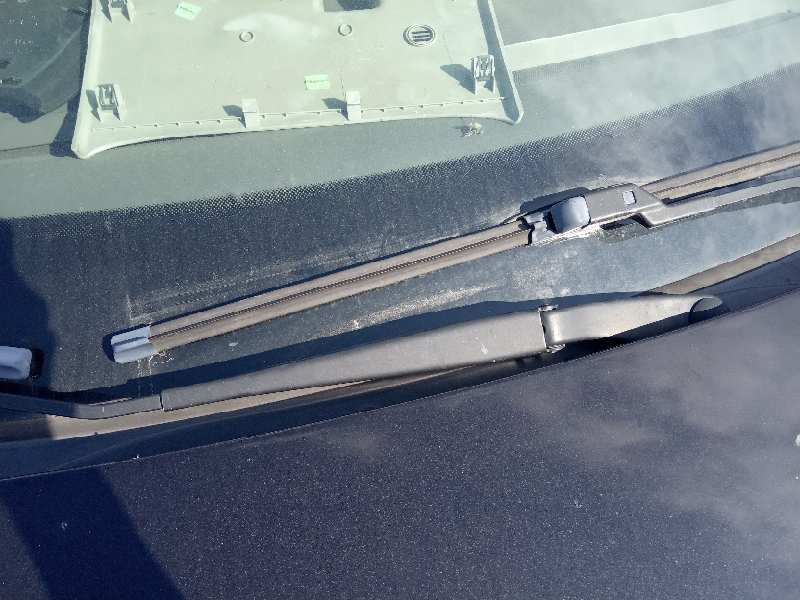 Brazo limpia delantero derecho volvo s40 ii 2.0 d