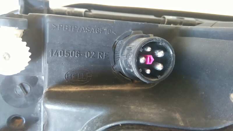Faro derecho audi 100 2.6