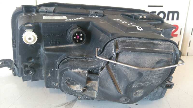 Faro derecho audi 100 2.6
