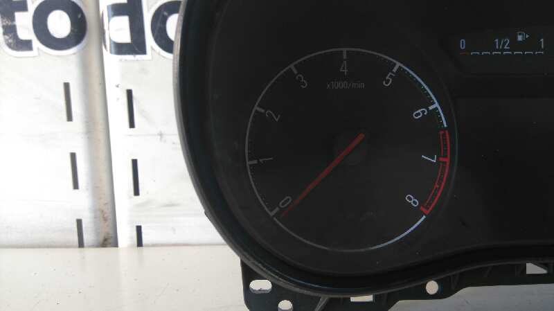 Cuadro instrumentos opel corsa e business      05
