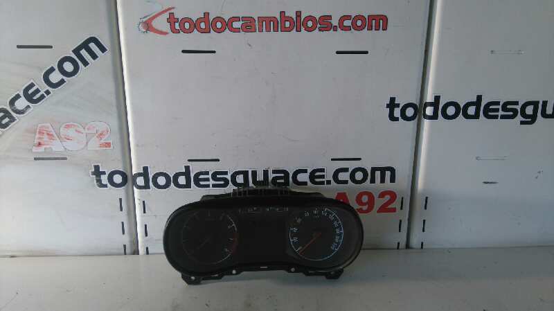 Cuadro instrumentos opel corsa e business      05