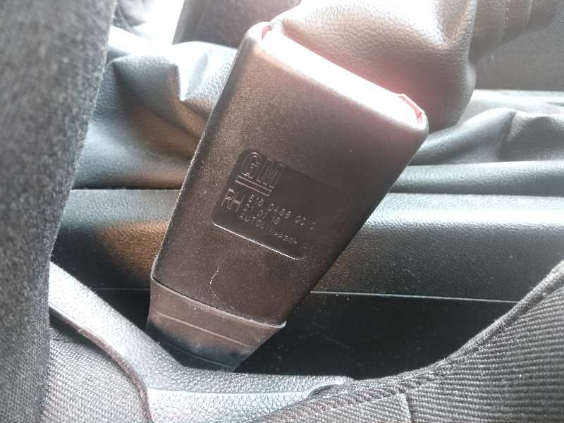 Anclaje cinturon delantero derecho opel corsa e business      05