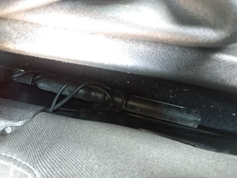 Anclaje cinturon delantero derecho opel corsa e business      05