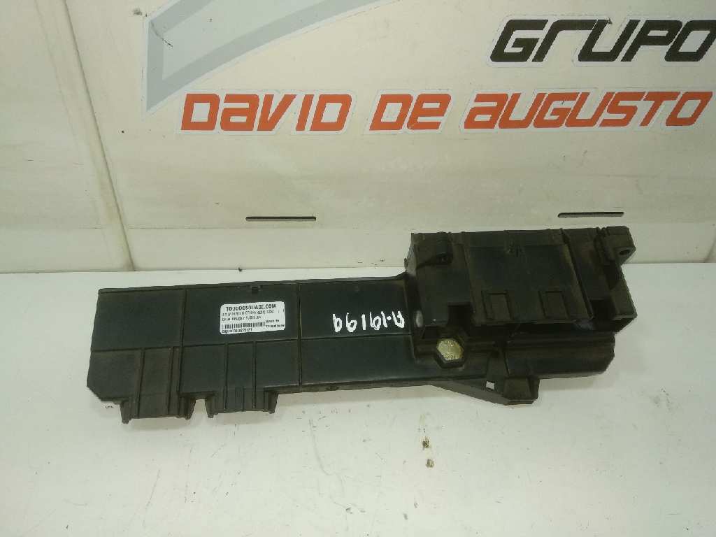 Caja reles / fusibles bmw 6 635 d