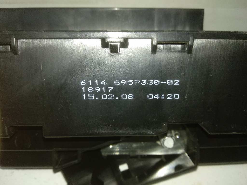 Caja reles / fusibles bmw 6 635 d