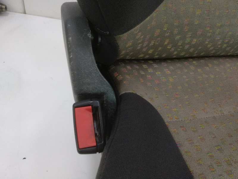 Asiento delantero izquierdo renault midlum  dxi7 241 cv 44