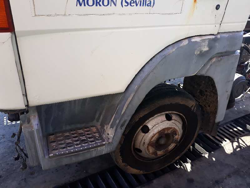 Talonera izquierda nissan atleon 165 165      01